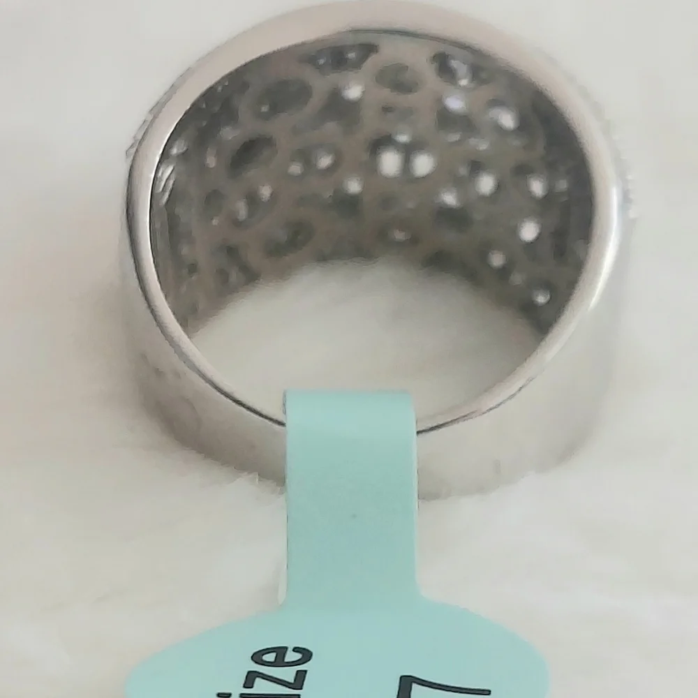 Vintage Ring Sterling Silver CZ Ring Size 7 - Picture 2 of 6